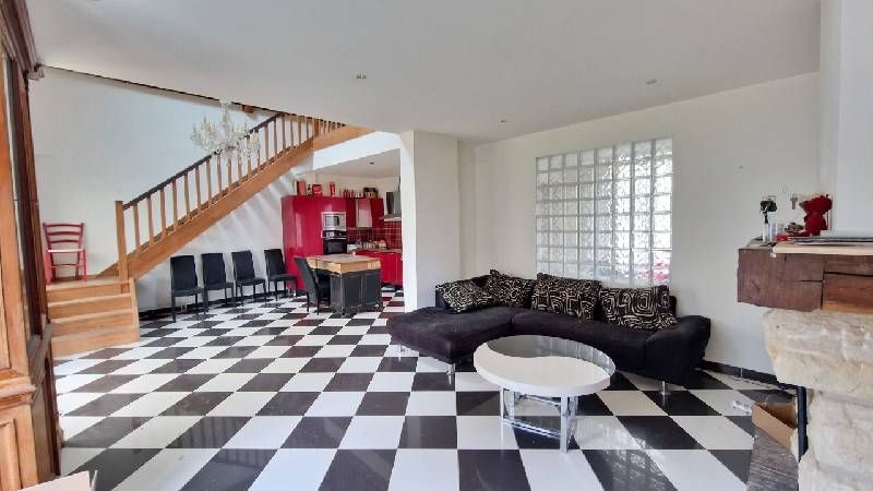 Fiche d&eacute;taill&eacute;e