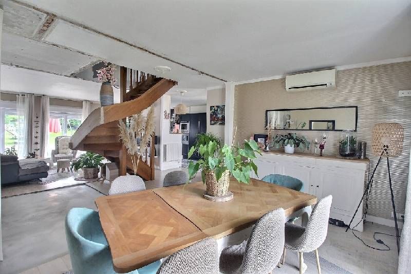 Fiche d&eacute;taill&eacute;e